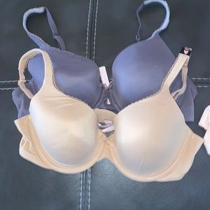 NWT and NWOT Victoria secret bra’s